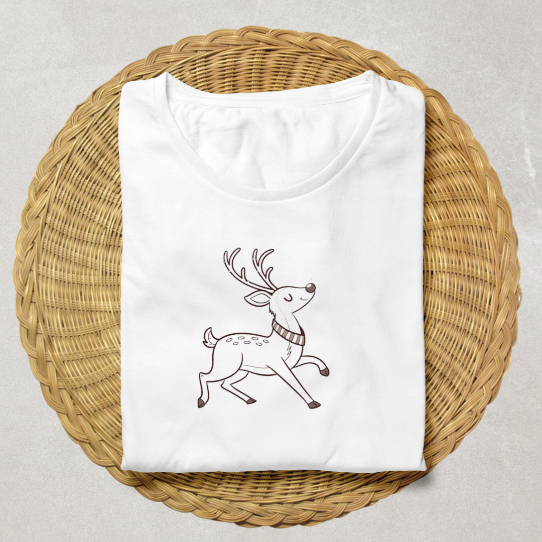 T-shirt avec motif élégant de renne joyeux pour un style hivernal enchanteur