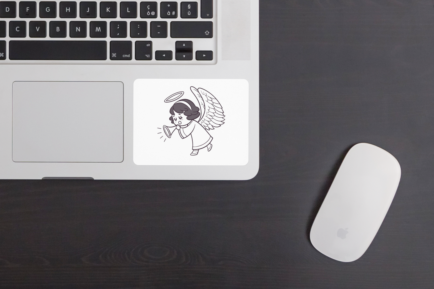 Sticker festif avec ange joyeux jouant de la trompette dans un style enfantin