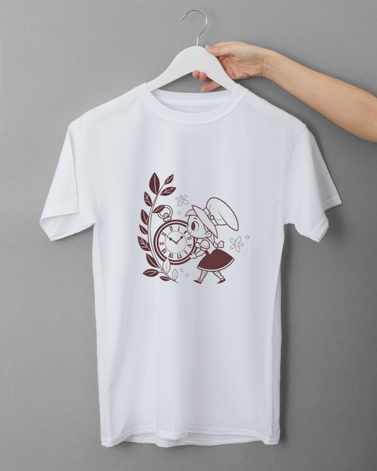 T-shirt minimaliste avec icône de sorcière vintage devant une horloge