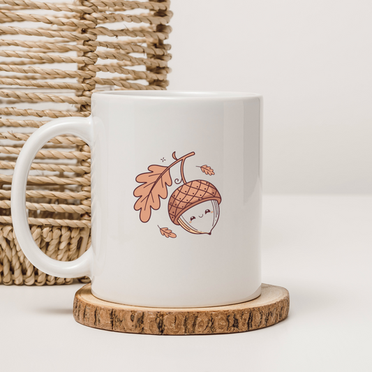 Mug avec un gland rieur en style doodle automnal pour la saison des feuilles