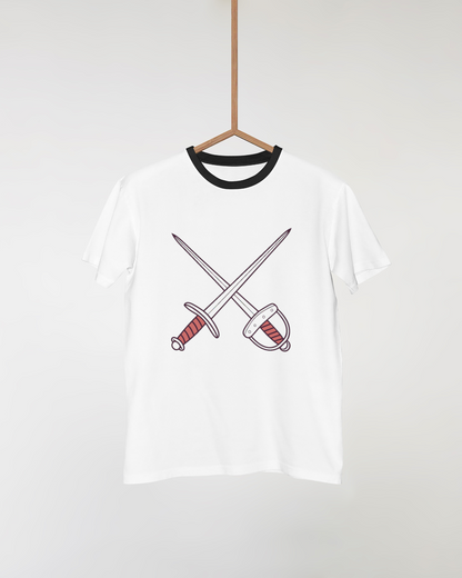 T-shirt avec épées croisées doodle sur fond aventurier style esquisse