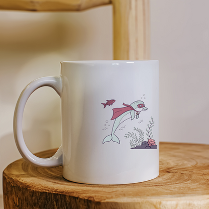 Mug décoré d'un dauphin superhéros cartoon en pleine aventure océanique