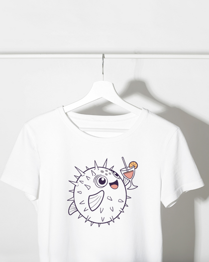 T-shirt avec dessin festif de poisson-globe dans un style océan animé vibrant