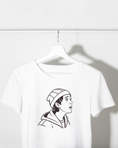 T-shirt moderne avec un design surprenant d'un garçon expression vive en art contemporain