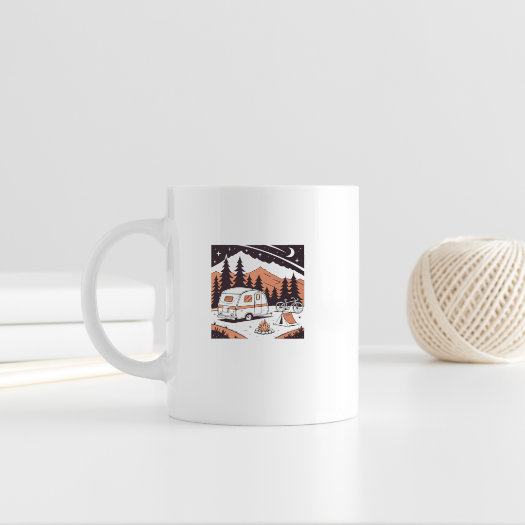 Illustration caravane sur mug pour amoureux du camping et de l'art vintage.