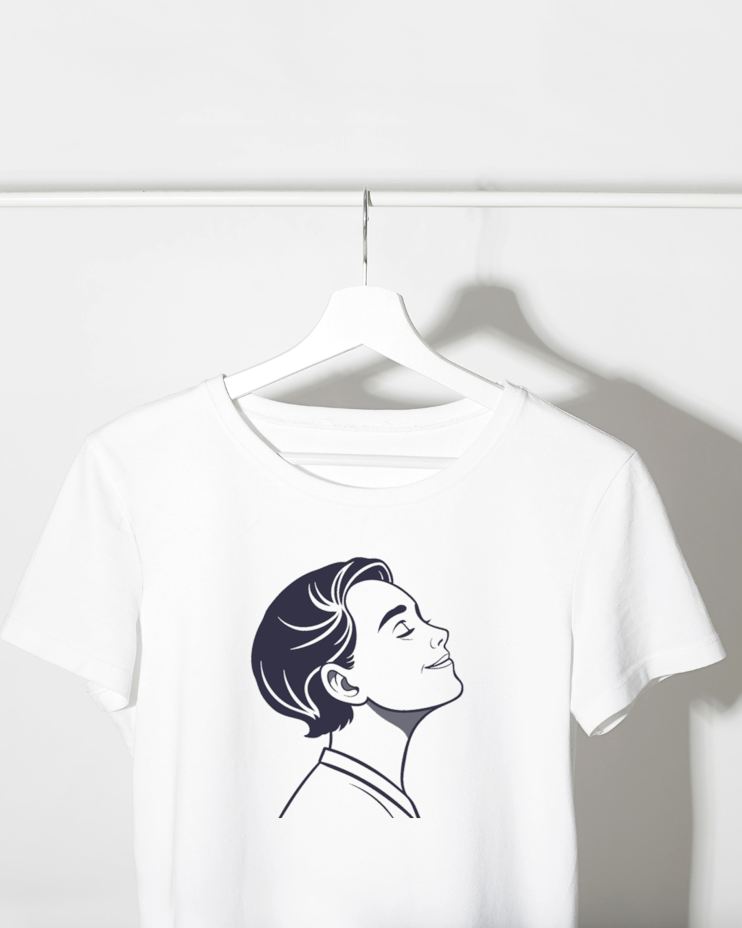 T-shirt moderne avec icône minimaliste évoquant une ambiance sereine et positive