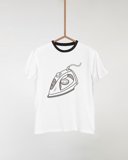 T-shirt chic avec motif contemporain minimaliste d’un fer à repasser tour à tour élégant