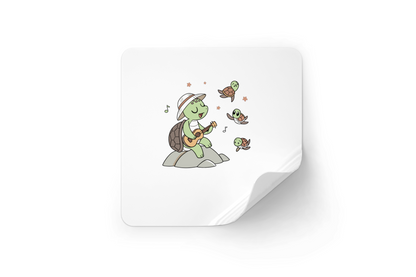 Sticker fantaisie avec une tortue musicienne joyeuse au bord de l'eau