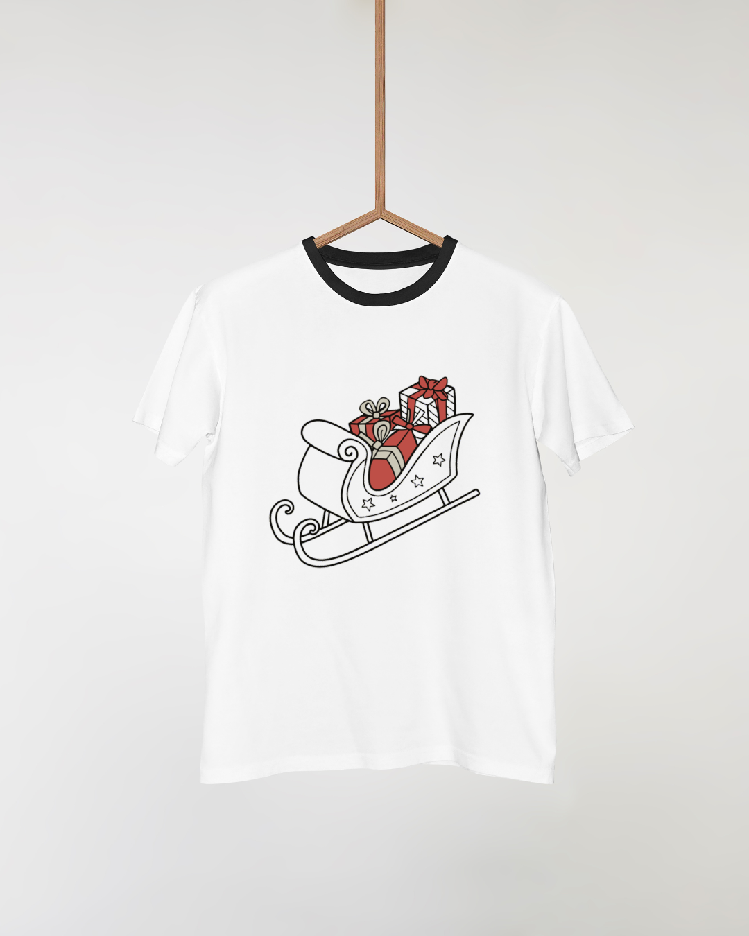 T-shirt festif avec icône traîneau et cadeaux, parfait pour célébrer Noël