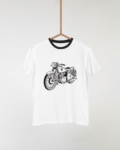 Motif de moto sur un t-shirt pour les passionnés de vintage