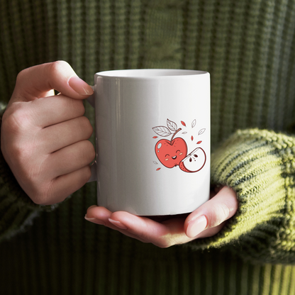 Mug avec pomme joyeuse doodle en vol sur fond automnal