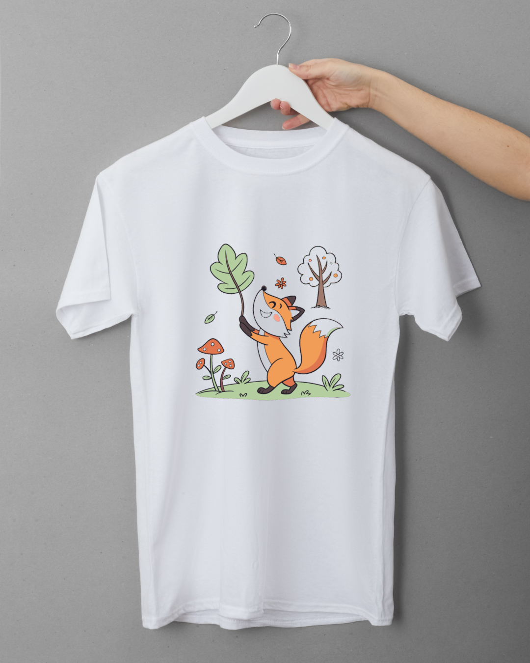 T-shirt avec motif renard joyeux sautillant dans un style promenade en forêt