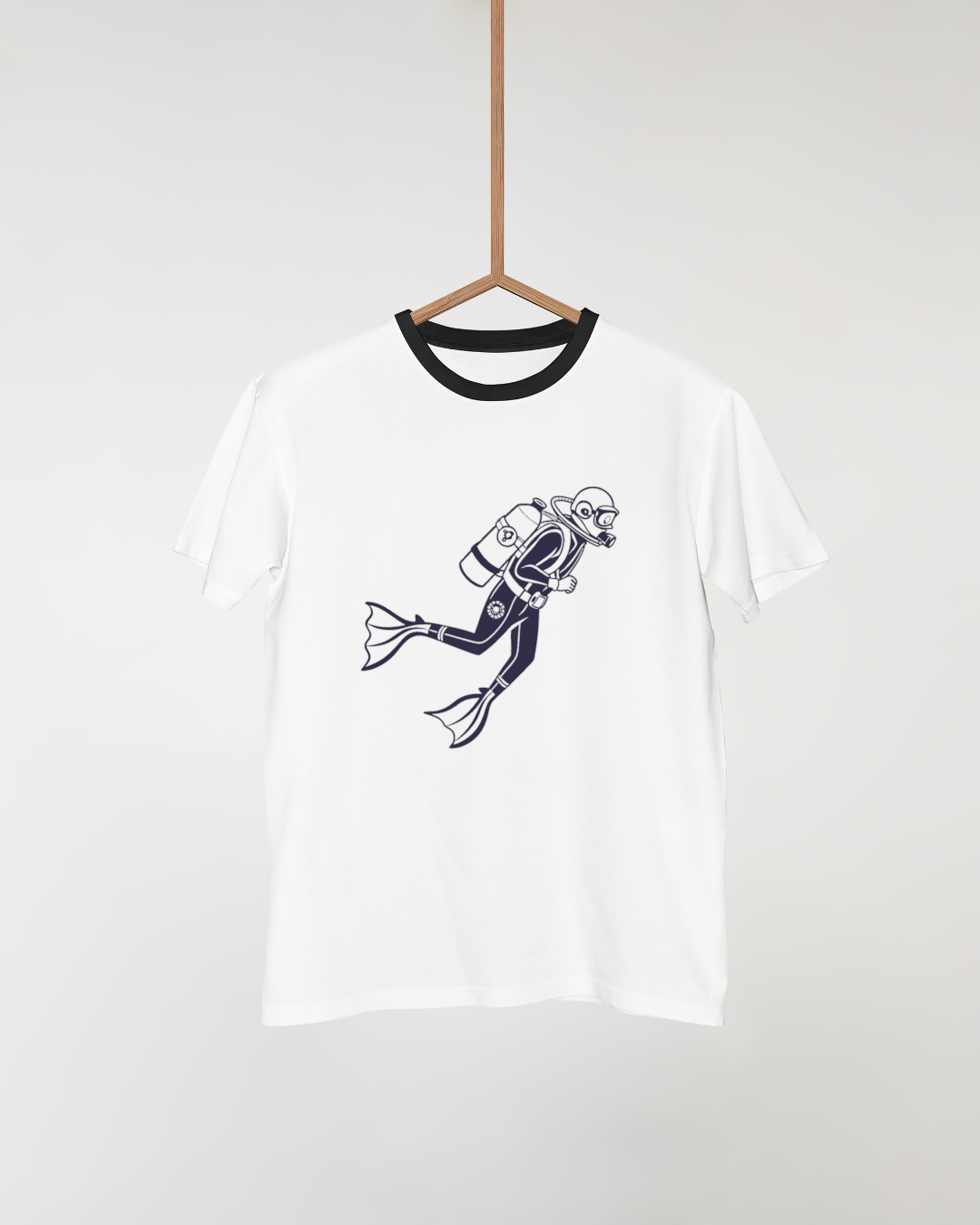 T-shirt avec illustration de plongée mettant en scène un plongeur en exploration sous-marine