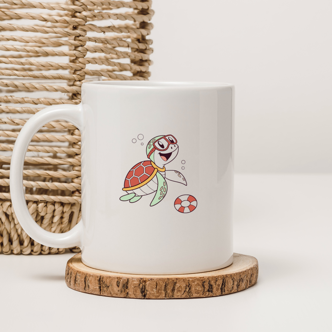 Mug avec tortue joyeuse en plongée design coloré pour aventure marine ludique