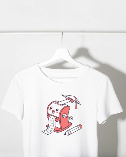 T-shirt amusant avec un taille-crayon souriant ludique et design kawaii