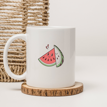 Mug estival avec pastèque kawaii joyeuse en icône numérique colorée