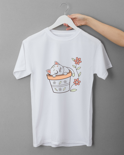 T-shirt avec motif nature pastel chat endormi dans un pot de fleur