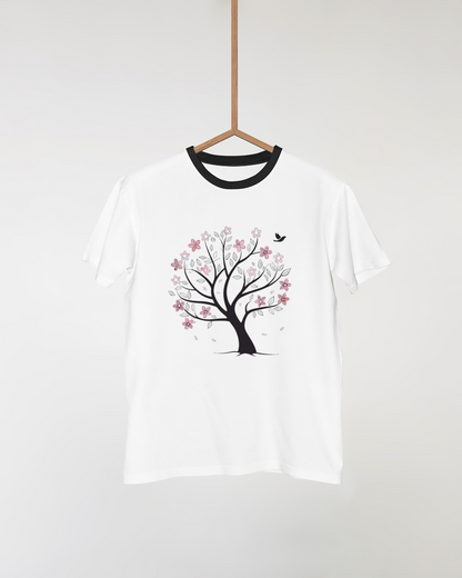 Design enchanteur sur t-shirt avec arbre en fleurs style minimaliste printanier
