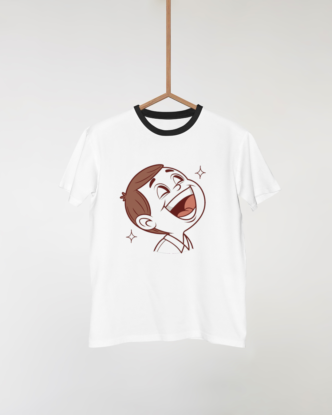 T-shirt orné d'un enfant joyeux style cartoon apportant une touche de gaieté