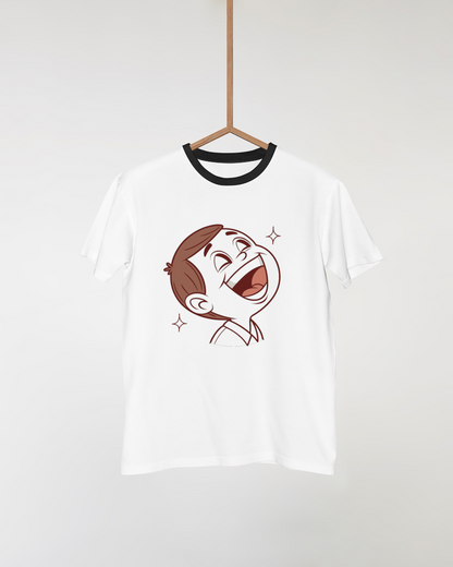 T-shirt orné d'un enfant joyeux style cartoon apportant une touche de gaieté
