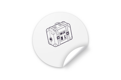Sticker audacieux avec valise rétro futuriste dans un décor vibrant et numérique