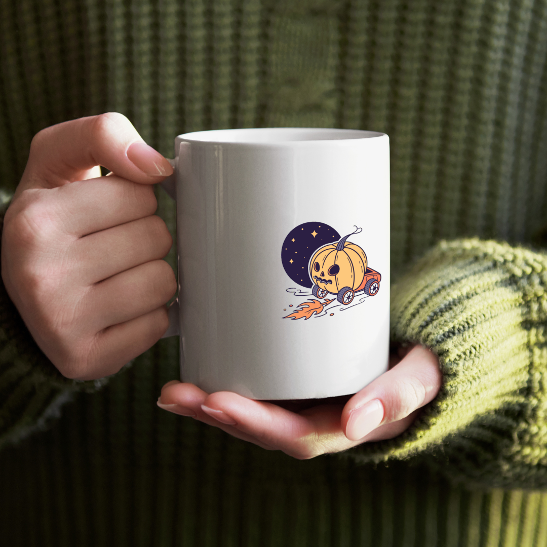 Mug avec citrouille en forme de fusée pour Halloween, design unique et captivant