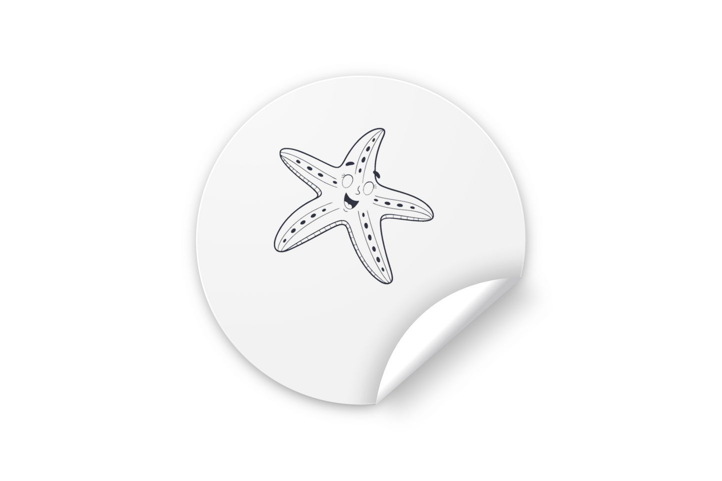 Sticker marin avec étoile de mer souriante en doodle sur fond océanique