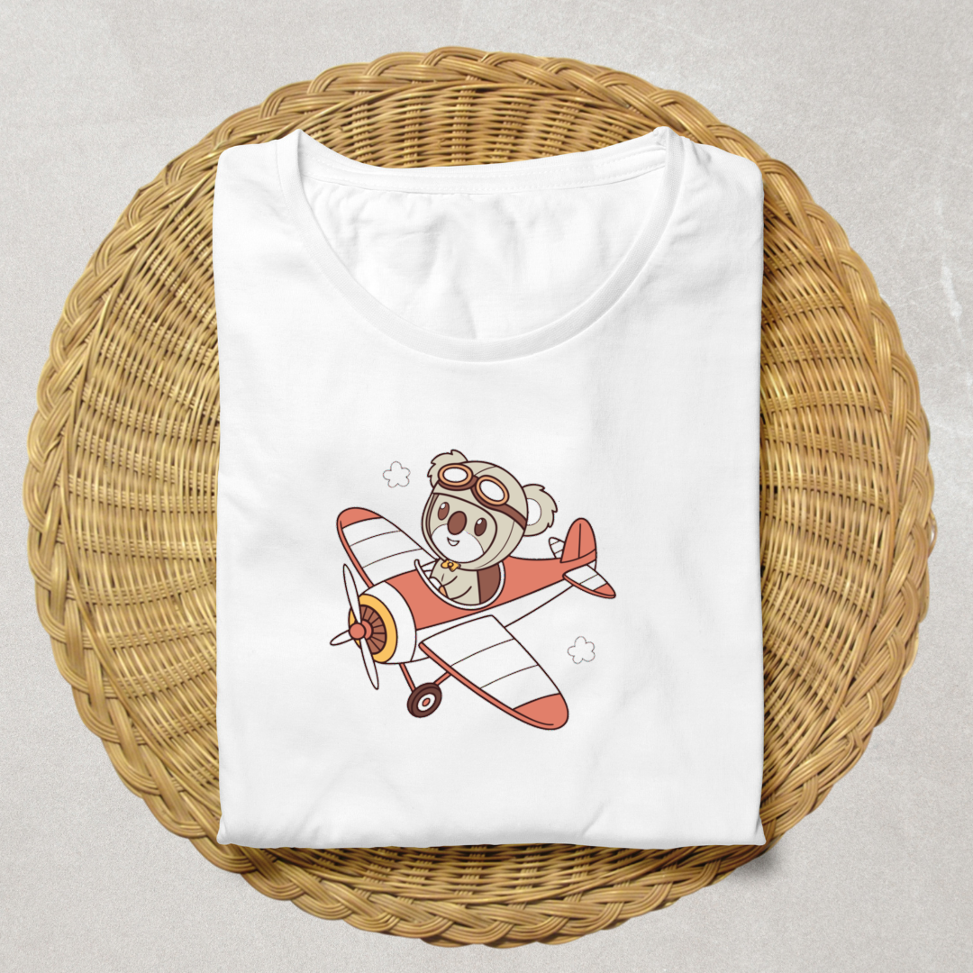 T-shirt orné d'un koala pilote kawaii en vol pour une aventure céleste unique