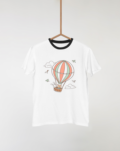 T-shirt avec lapin et ours dans une montgolfière pastel pour une touche d'aventure