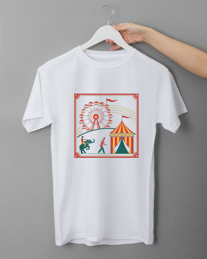 Motif de foire vintage sur t-shirt, parfait pour la mode éthique.