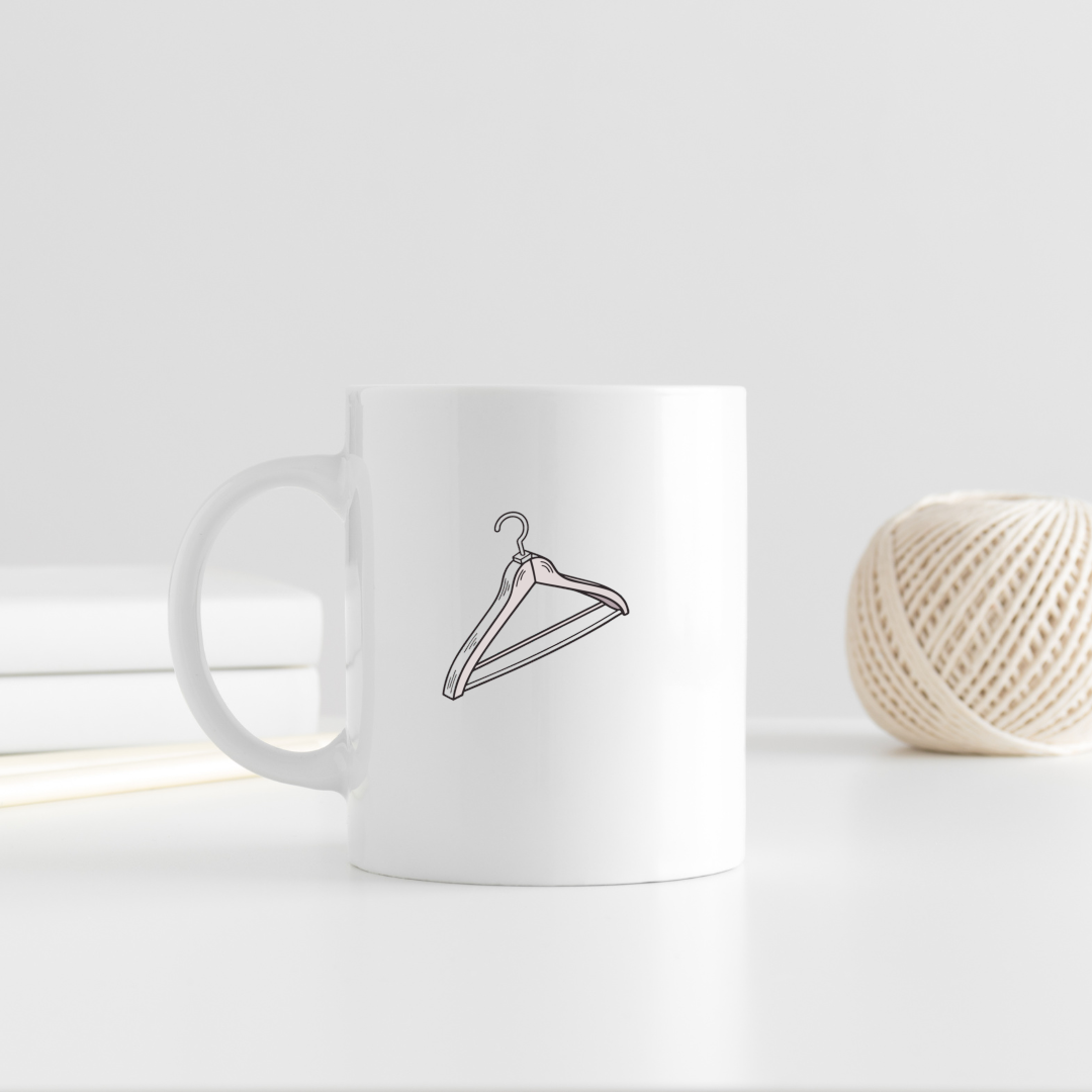 Mug en céramique avec illustration de cintre élégant et dessin minimaliste