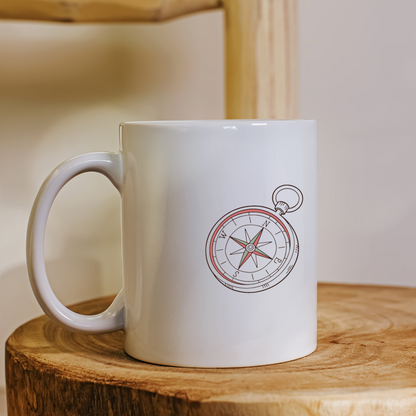 Mug en céramique avec design vectoriel de boussole, idéal pour les aventuriers