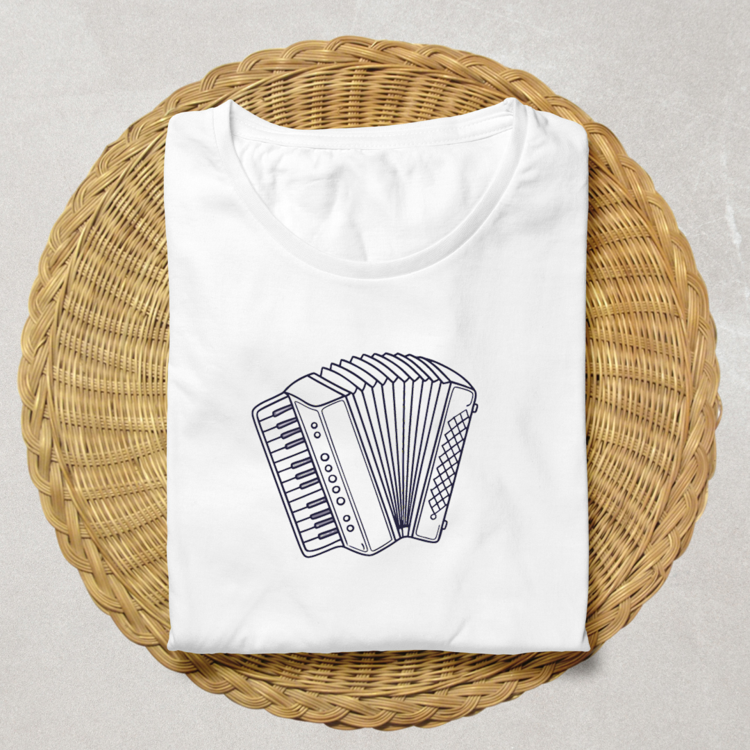 T-shirt avec une icône numérique décorative évoquant une ambiance musicale élégante