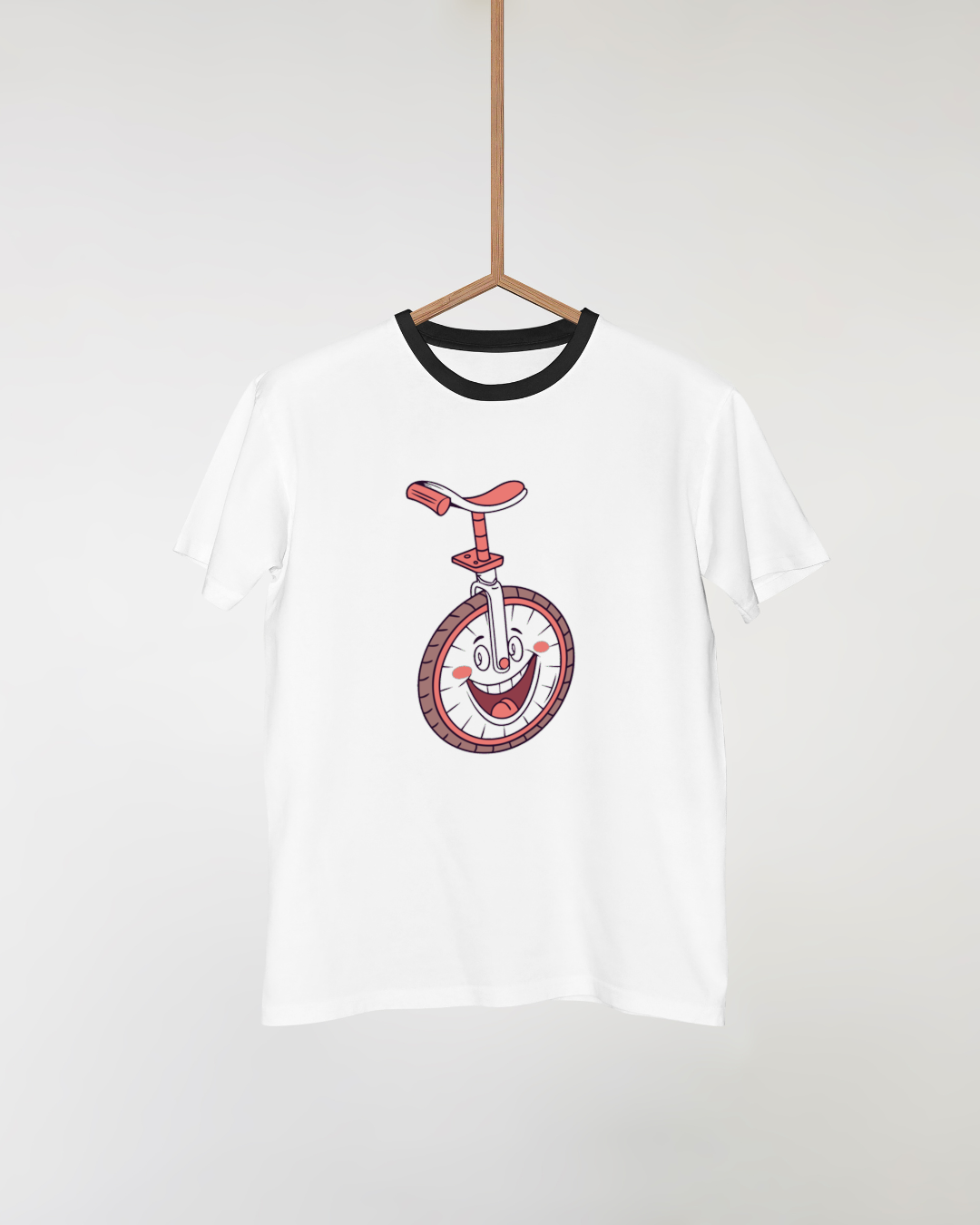 T-shirt joyeux avec un monocycle cartoon sur le thème de l'aventure