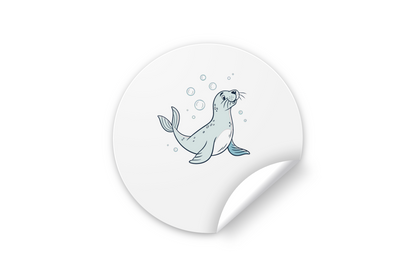 Sticker charmant avec un phoque joueur entouré de bulles marines propice à l'évasion
