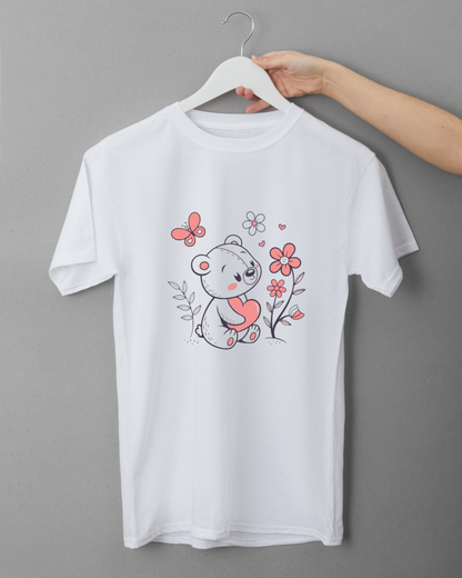 T-shirt imprimé d'un teddy kawaii entouré de fleurs