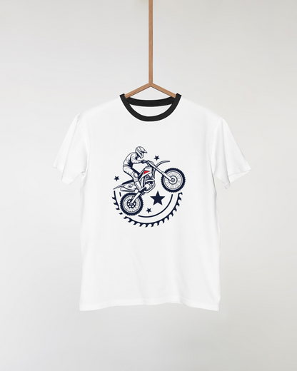 T-shirt avec motard en pleine action style dynamique pour amateurs de sensations fortes