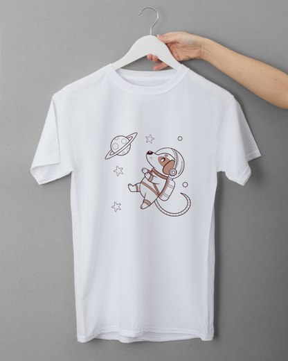 T-shirt avec chiot astronaute cartoon flottant pour les aventures galactiques