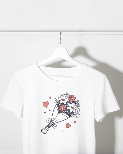 T-shirt original avec bouquet de mariage en SVG, parfait pour événements nuptiaux