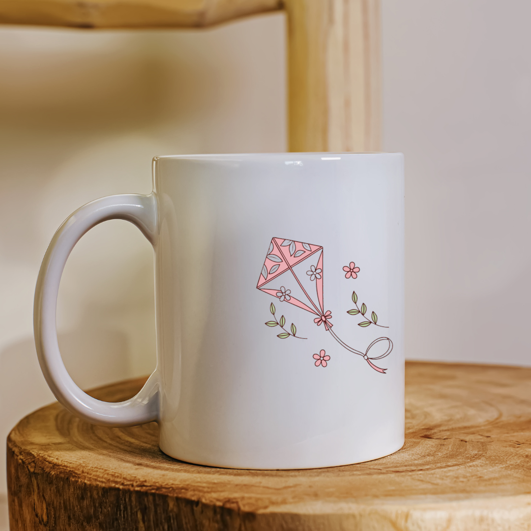 Mug au décor pastel avec icône de cerf-volant fleuri style printemps enchanteur