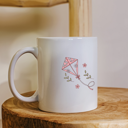 Mug au décor pastel avec icône de cerf-volant fleuri style printemps enchanteur