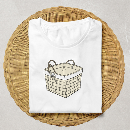T-shirt champêtre avec icône numérique d'un panier tressé élégant
