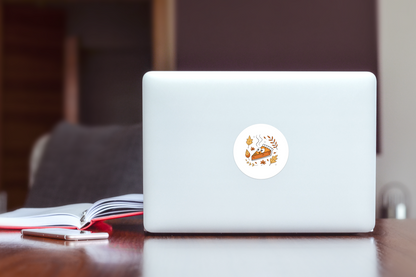 Sticker automnal avec part de tarte joyeuse au style kawaii