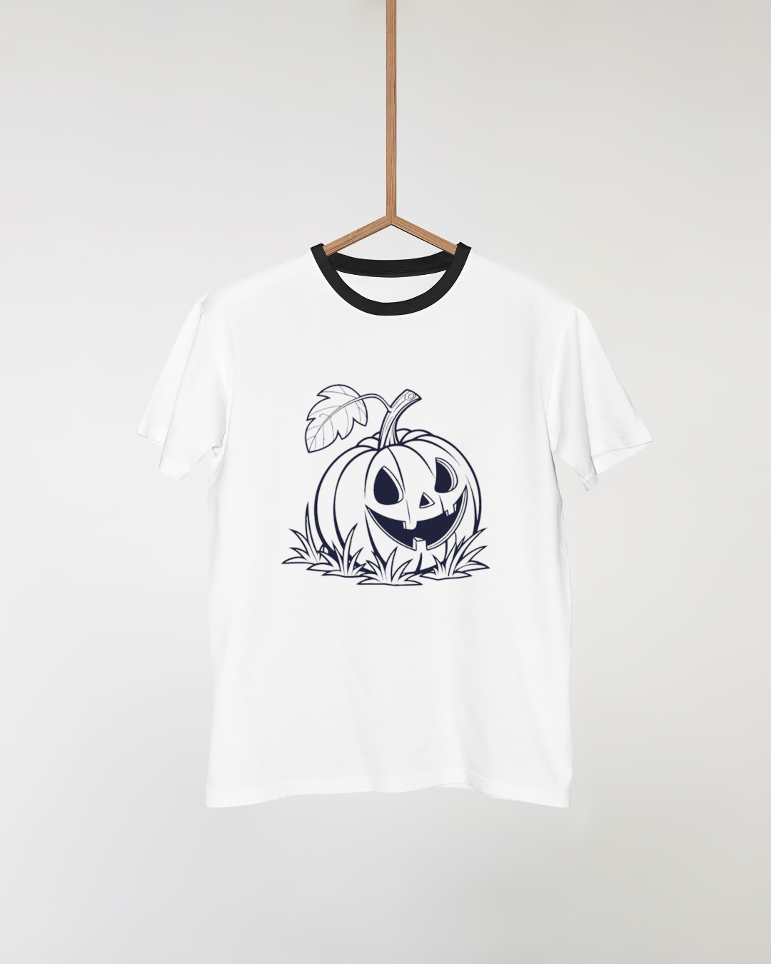 T-shirt avec citrouille joyeuse noir et blanc, idéal pour Halloween mystérieux