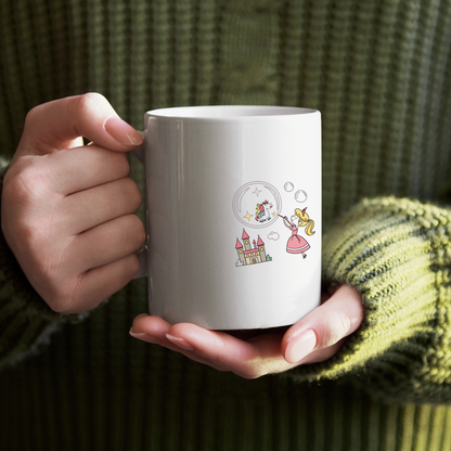 Mug décoré avec princesse et licorne dans un style conte de fées rêveur