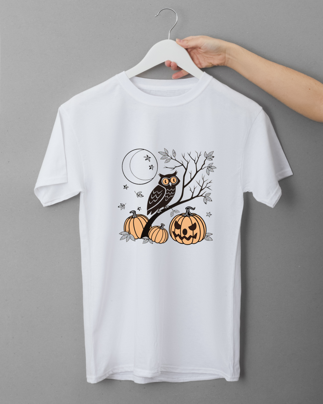 T-shirt mystérieux avec hibou curieux perché sur une citrouille pour Halloween