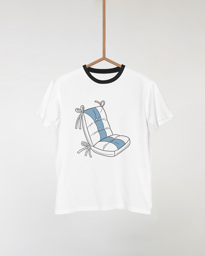 T-shirt affichant une icône numérique avec des tons pastel apportant douceur et confort