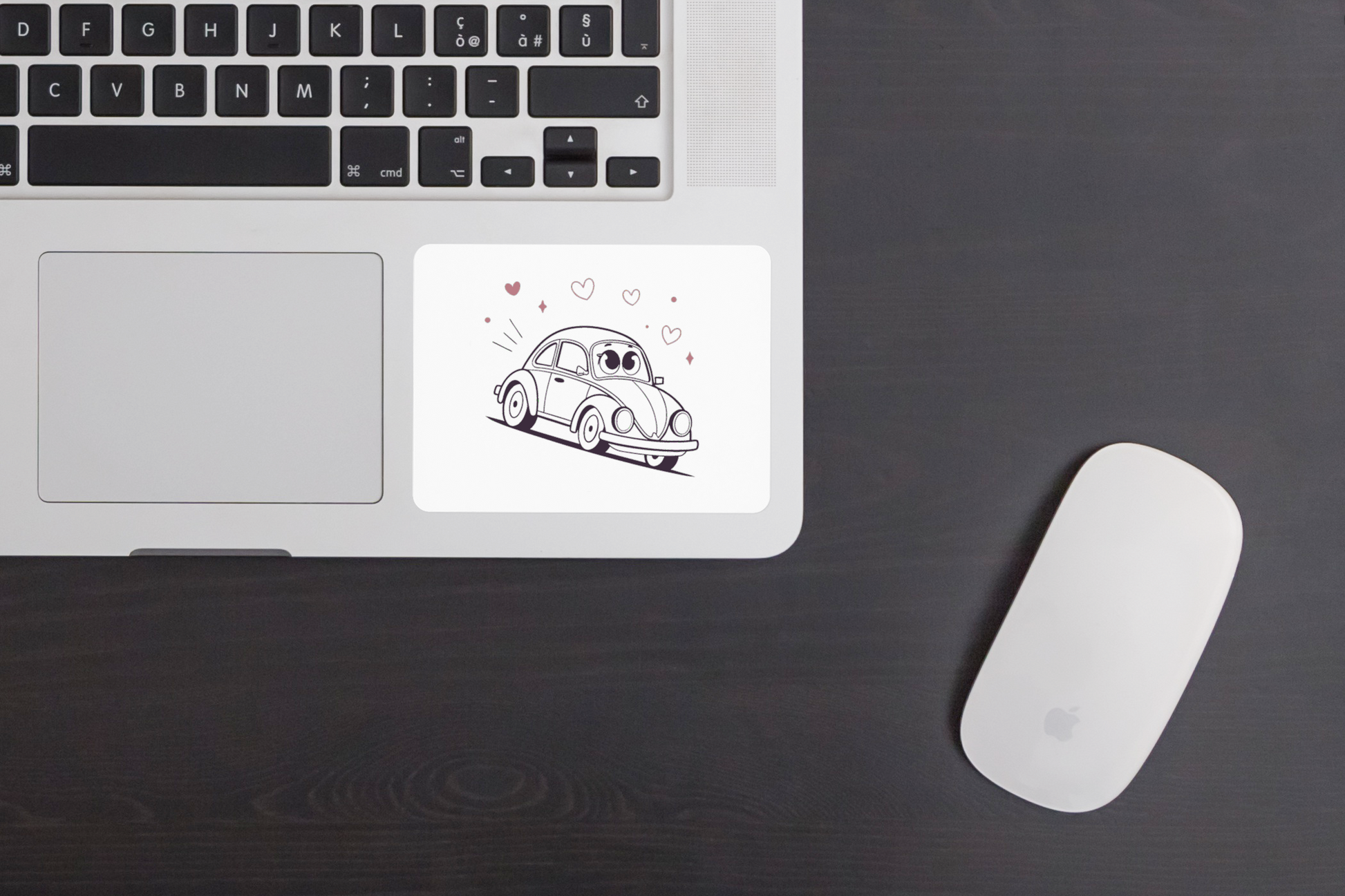Sticker coloré avec coccinelle joyeuse graphique, idéal pour personnalisation bus ou vélo