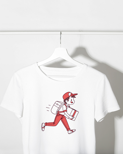 T-shirt moderne avec motif numérique souriant, style contemporain et joyeux