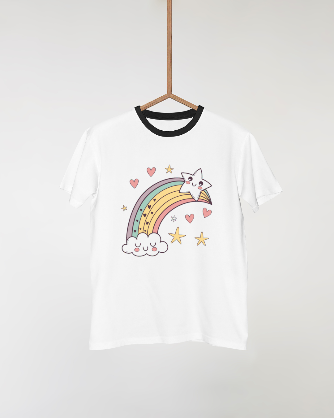 T-shirt enfantin avec motif arc-en-ciel joyeux en nuances pastel inspirant la gaieté